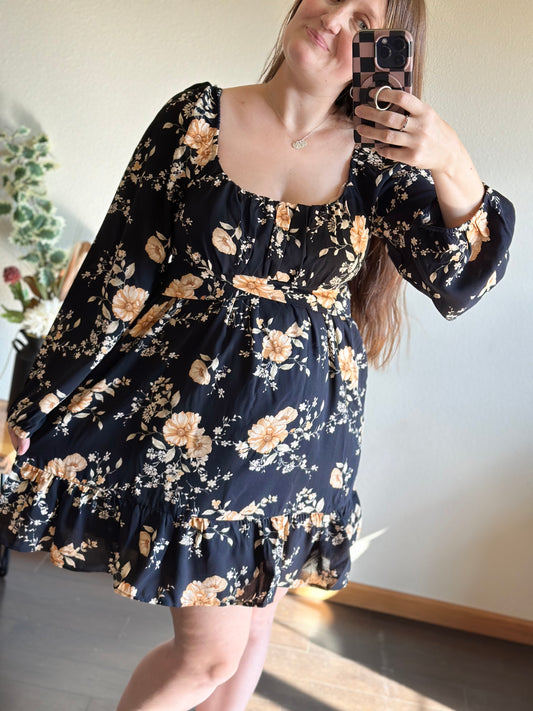 Faith Floral Long Sleeve Tie Back Mini Dress (Black)